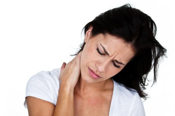 dor no pescoço devido à osteocondrose